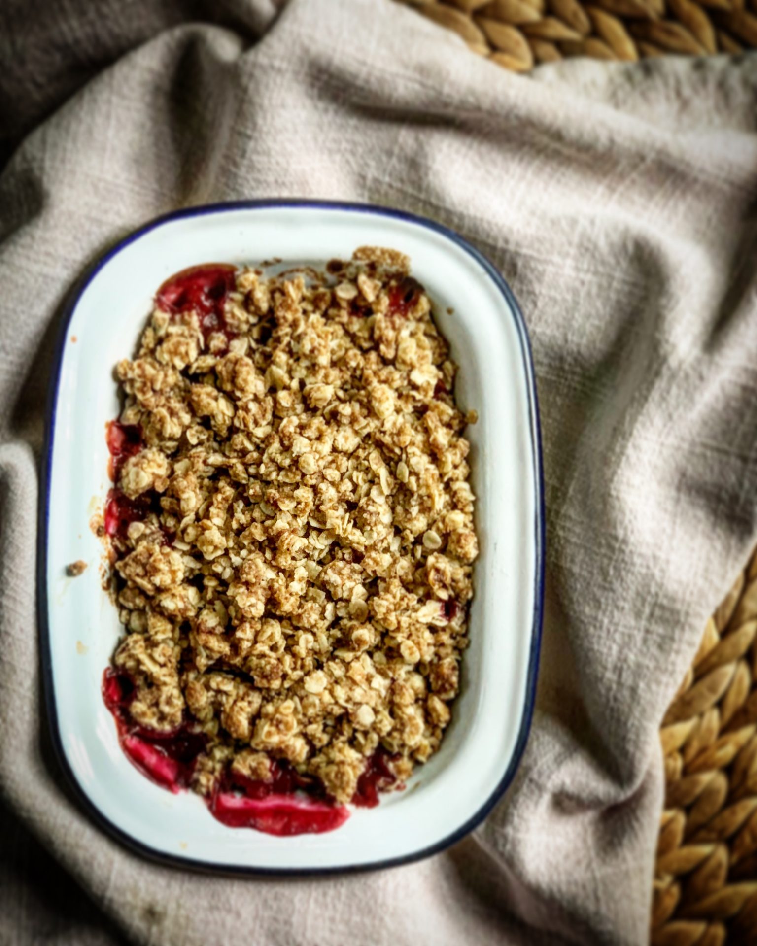 Crumble, rhubarb, sweet, dessert 